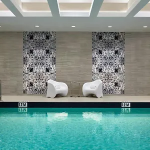 Airport Marriott In-terminal 4* YYC